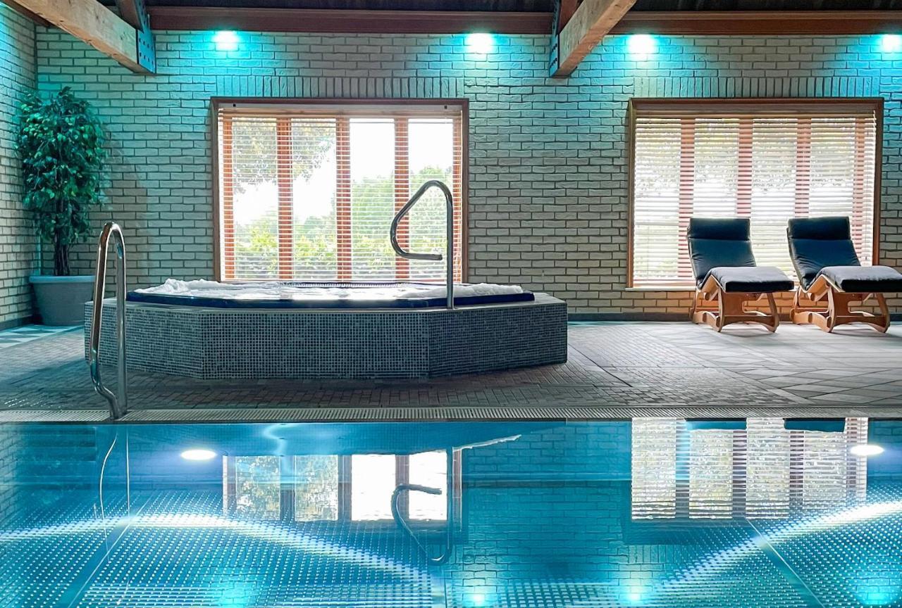 Oak Boutique Lodge Includes Hot Tub Air Con & Dog 约克 外观 照片